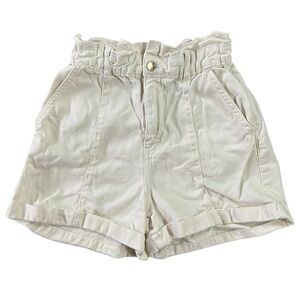 Zara Women's High Waisted Paper Bag Pleated Cream‎ Shorts  Sz 2